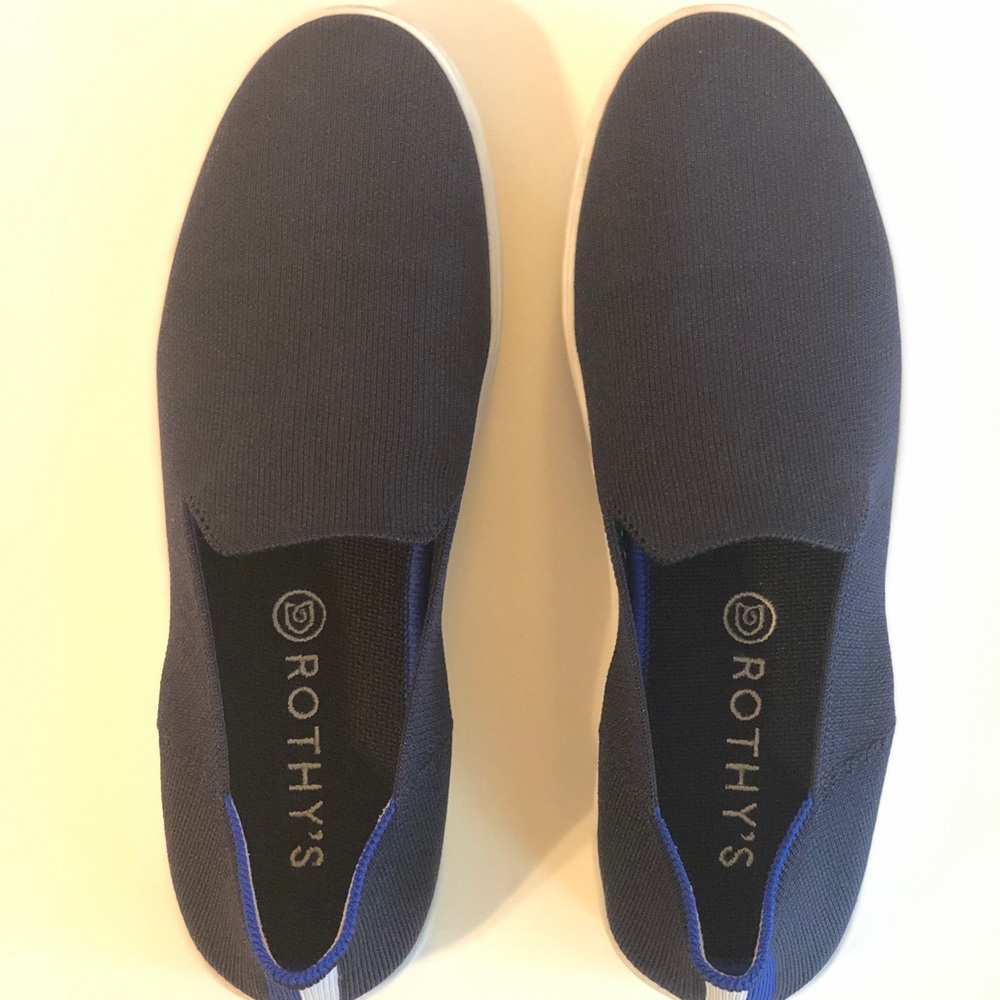 EUC Rothy's Navy Sneakers size 9.5